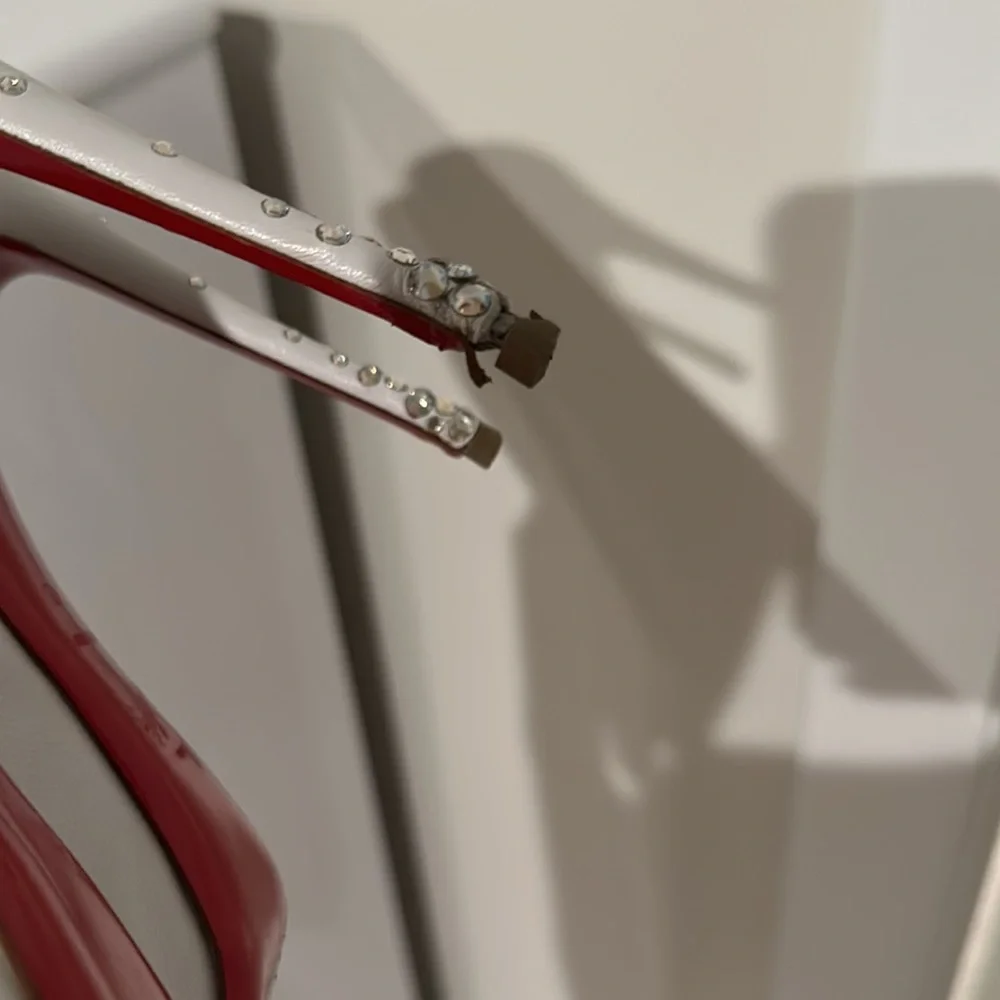 Used - Picture 5 of 8